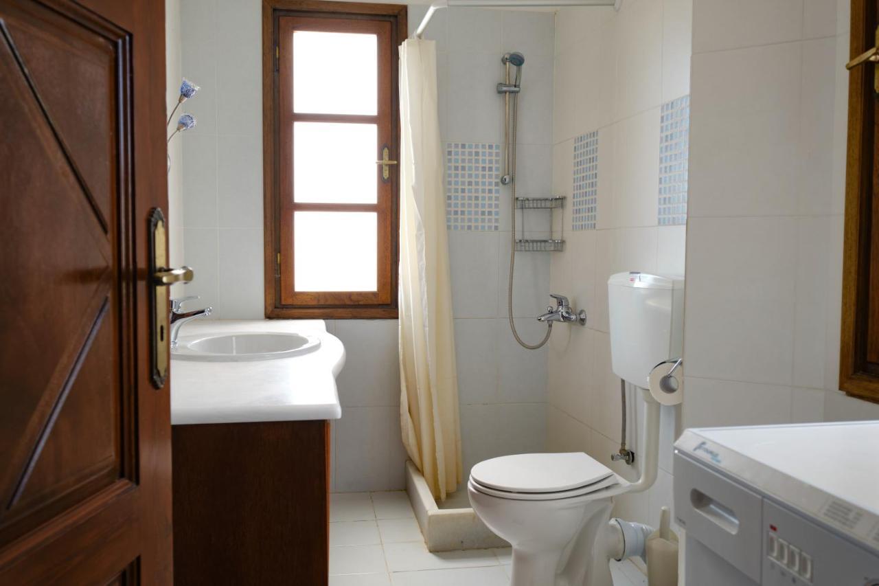Private Villa Evgenia With Swimming Pool 佩里萨 外观 照片