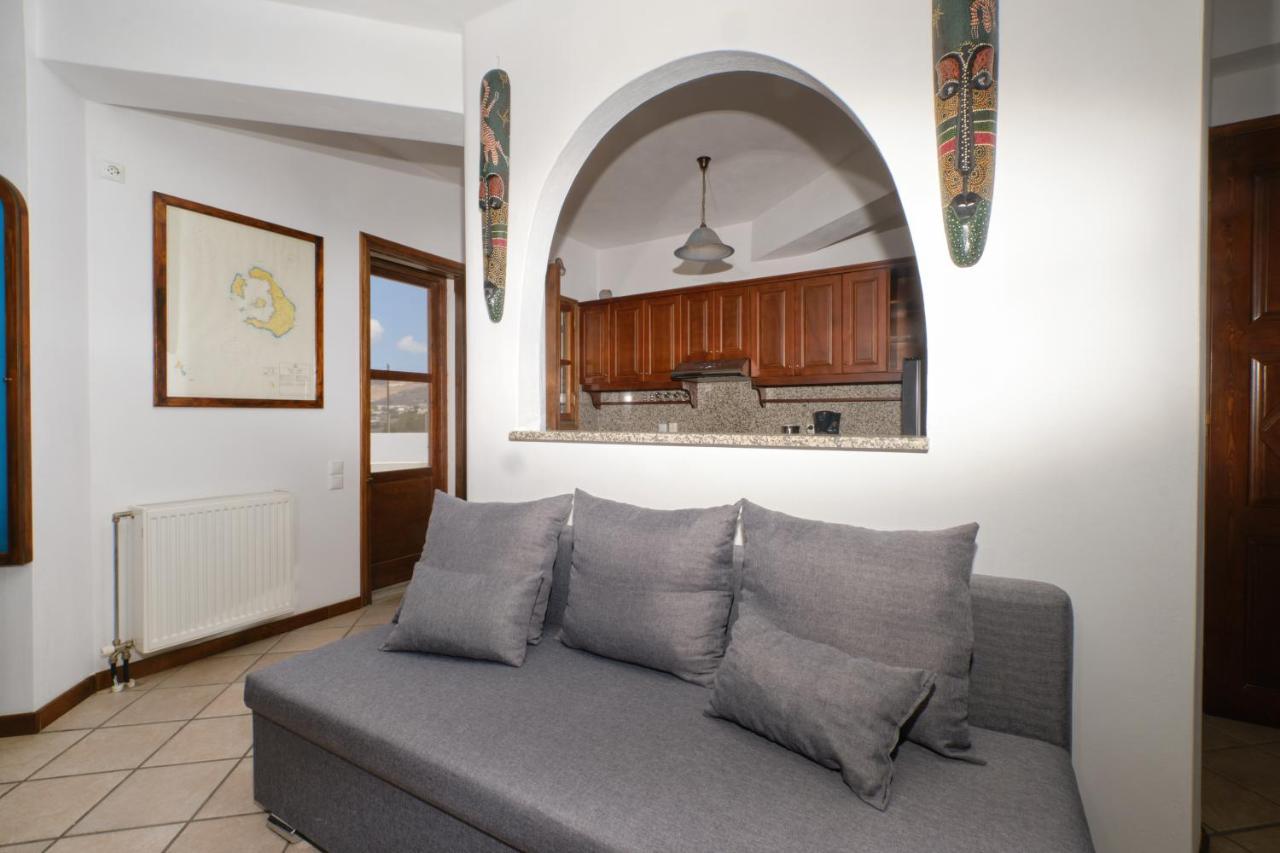 Private Villa Evgenia With Swimming Pool 佩里萨 外观 照片